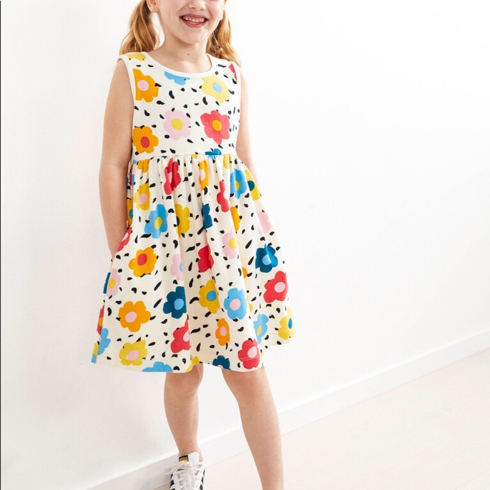 Hanna Andersson flower dress with pockets! EUC
